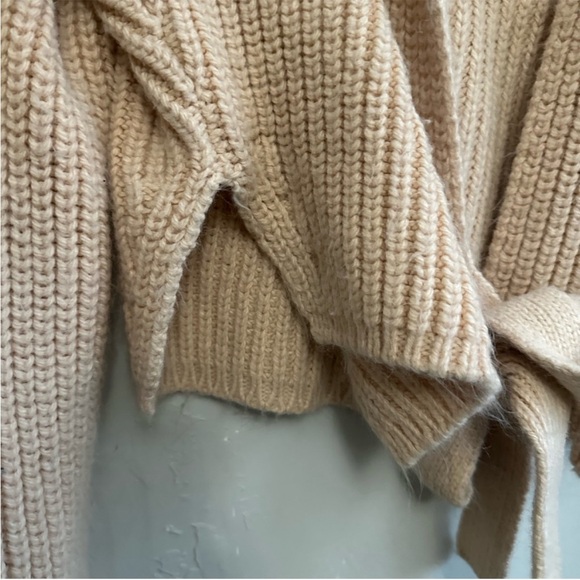 Zara Wrap Tie Sweater. Small. GUC. Blogger Favorite. - Picture 8 of 11